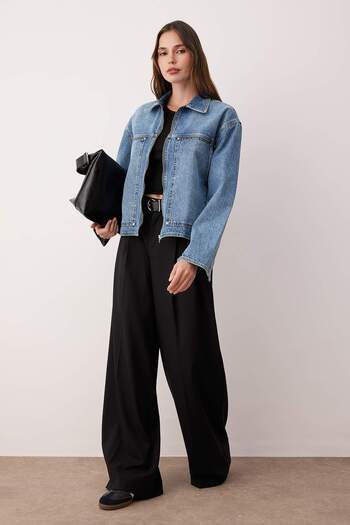 Trendyol Collection Blue Zipper Pocket Detailed Oversize Denim Jacket Twoaw26Ce00022