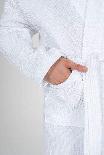 VAROL Nemesis Series Pike Hotel Bathrobe