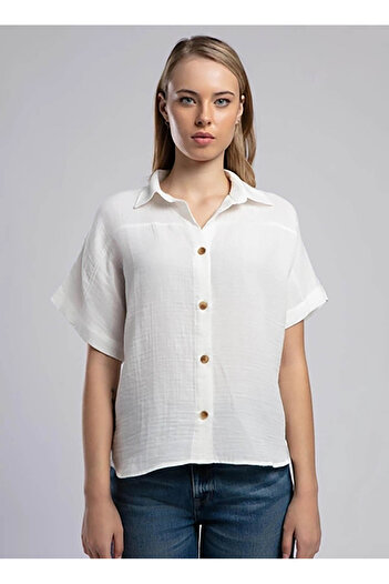 Lee Cooper Comfortable Classic Collar Plain White Women's Shirt 252 Lcf 241001 Kierra White