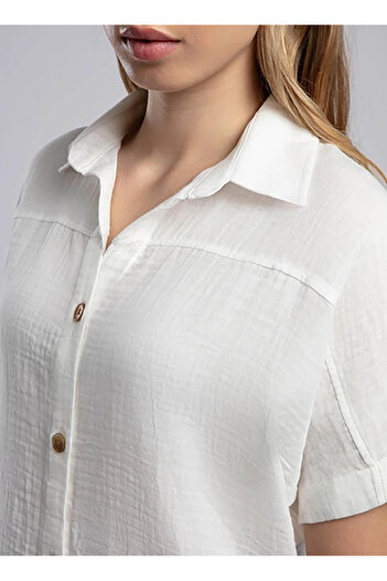 Lee Cooper Comfortable Classic Collar Plain White Women's Shirt 252 Lcf 241001 Kierra White