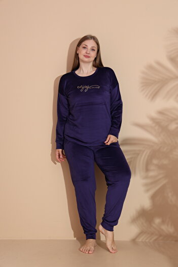 Estiva Women's Winter Velvet Oversized Pajama Set