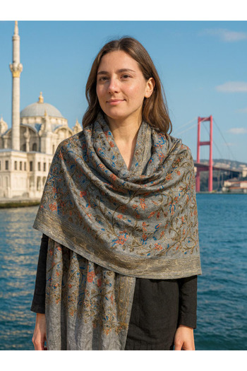fiore fashion Embroidered Shawl 85% Cashmere 15% Silk Embroidered Scarf
