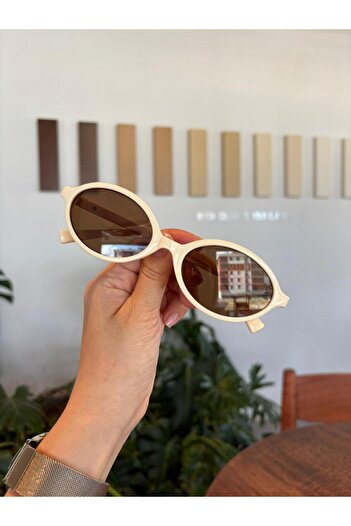 funeyes إطار ميوكس كريمي بني اللون مع إكسسوارات معدنية، إطار عظمي من إنتاج إيطالي، منتج فاخر