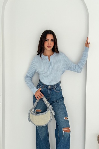 Noi Belis Pulover tricotat cu gât cu jumătate de nasturi AW25KZ0019