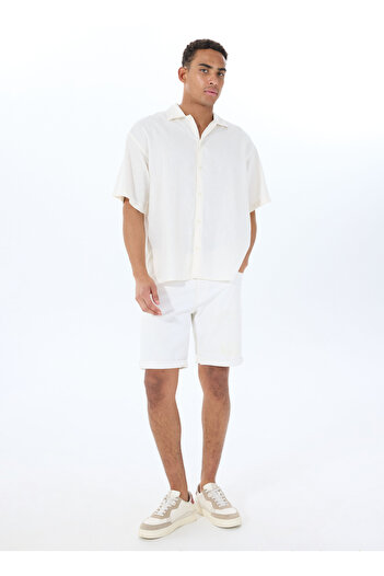 Jack & Jones Solid Spread Collar Oversized Shirt