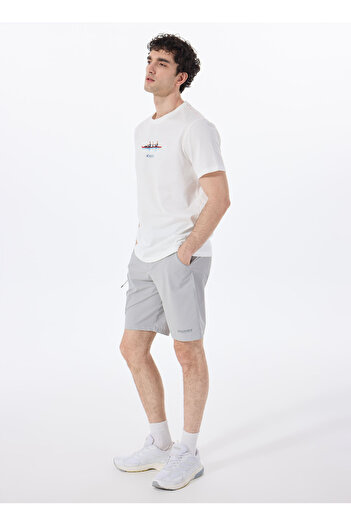 Discovery Expedition D5SM-TST3793 Beyaz Bisiklet Yaka Relaxed Baskılı Erkek T-Shirt
