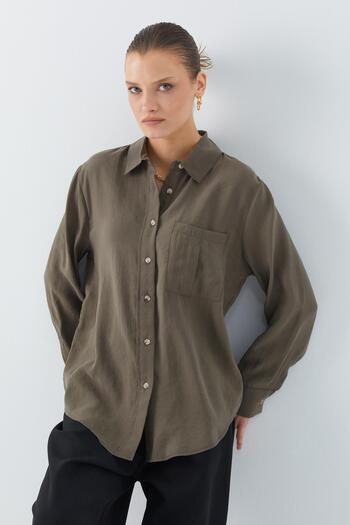 Mixray 4628 Model Khaki Women's Shirt - Pocket Detail