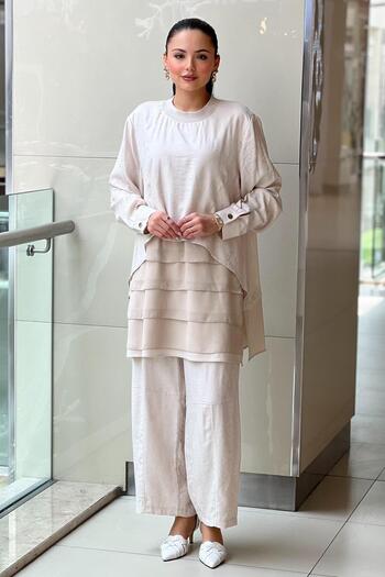 Ghisa Layered Chiffon Detailed Suit