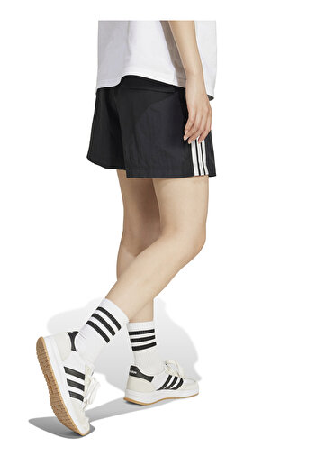 adidas Essentials 3-Stripes Lifestyle Woven Şort