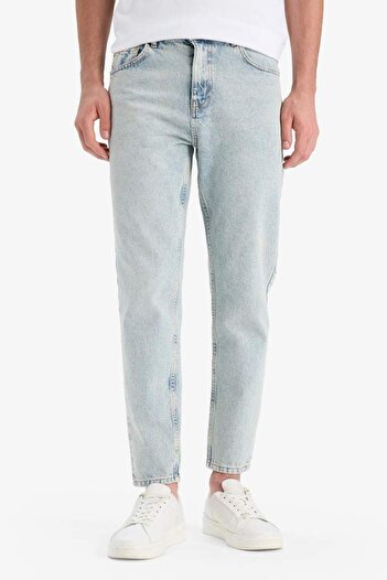 DeFacto %100 Pamuk 90's Slim Fit Dar Kalıp Yüksek Bel Dar Paça Jean Yıkamalı Pantolon F3903AX25SM