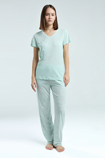 Pierre Cardin Women's Green Short Sleeve Pajama Set