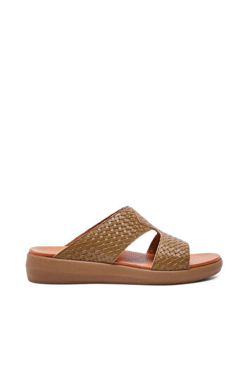 Steve Madden Mens Bedouin Walk Mushroom Arabic Sandals