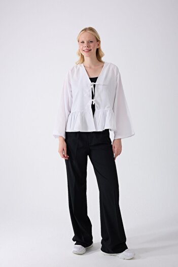 fumel White Ruffled Kimono with Front Bag