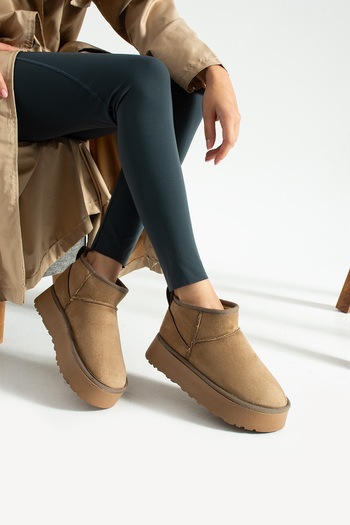 ALTUVATEKS Women's Classic Mini Boots with Fur Inside