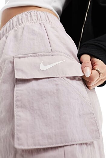 Nike Sportswear Essential Woven High Rise Loose Fit Cargo Short Kadın Dokuma Bol Kesim Kargo Cepli Ş