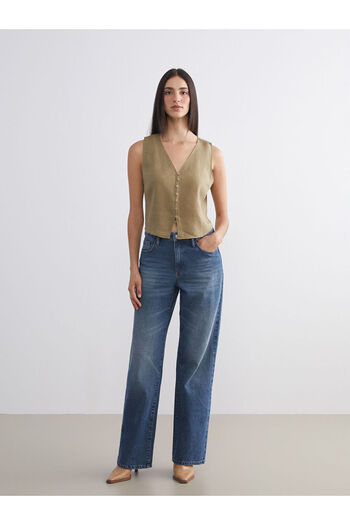 LC Waikiki Create Your Style from Uzg Store |   V-Neck 100% Linen Women's Classic Vest