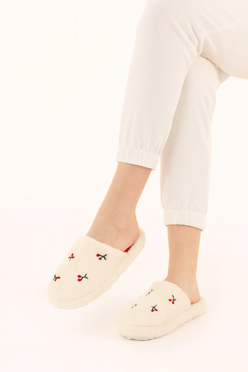 Behtah Kundura Women's House Slippers Plush Panda Figured Slippers Dowry and Bundle Slippers Do Not Make Noise Thick Sole