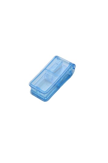 Flippy Flippy medicine cutter or shredder, non-toxic material, portable, blue
