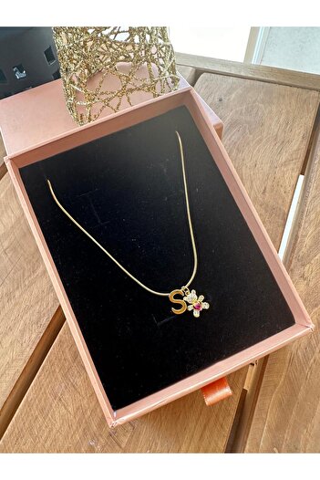 LUCKY ACCESSORIES Çelik Zincir Altın Kaplama Zirkon taş Ayıcık Figürlü Minimal Zarif Harf Kolye S Harfi