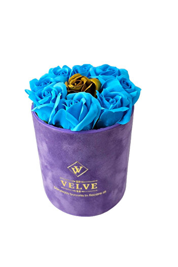 velve Aranjament floral Velvet, cu 9 trandafiri de sapun, in cutie mov de catifea, Albastru/Auriu