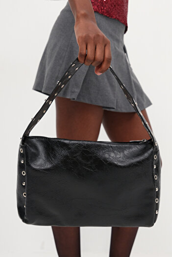 Addax Bag with Staple and Eyelet Detail Ç1044