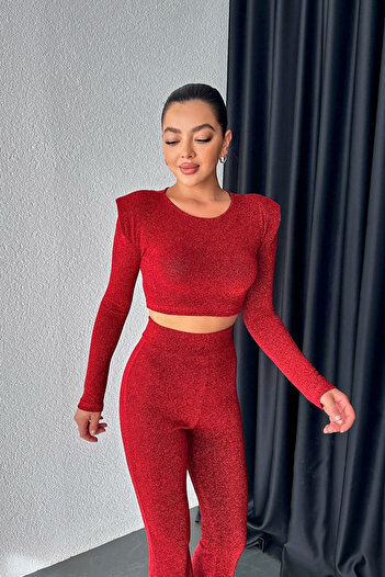 FashionForYou Special occasion outfit, Vayana, cropped top with oversized shoulders and flared pants, Red