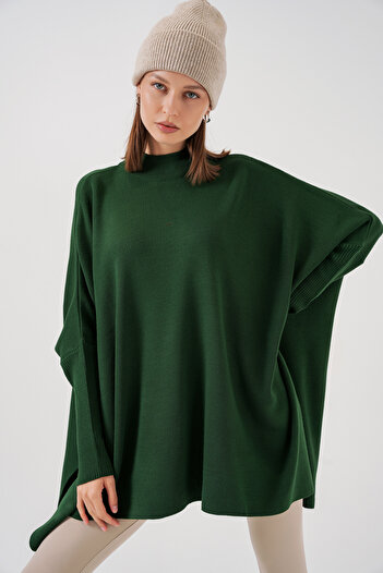 Bigdart 15783 Slit Poncho Sweater - Emerald Green
