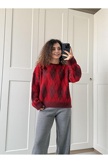 Betül Nayir Bearded Baklava Slice Sweater -Red
