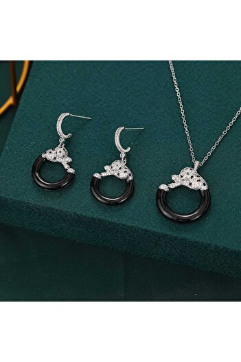 bo Zircon stone necklace and earrings with accessories