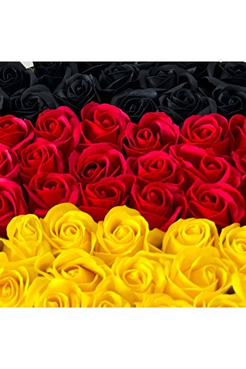 velve Aranjament floral Country, in cutie rotunda cu 55 trandafiri din sapun, Germania