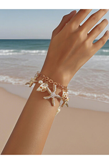 Take Two By Styli Charm Bracelet with Seashell and Starfish Pendants