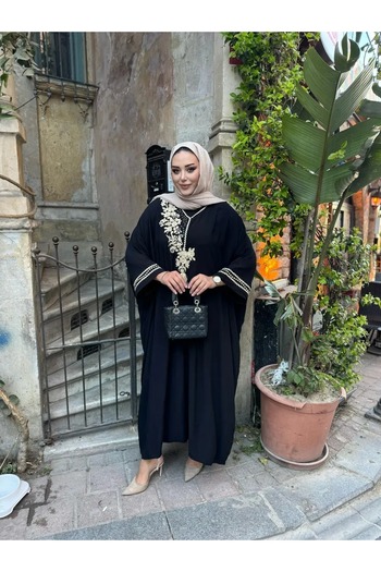 Güler Casual Etnik Çiçek Nakışlı Elbise Siyah Renk