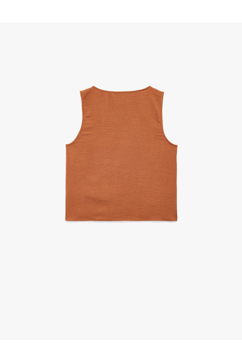 Koton Sleeveless Crew Neck Drape Detail Blouse