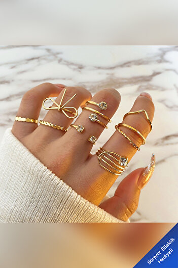 The Collection 8-Piece Bow Model Combination Gold Ring Set