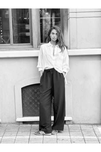 Retrobird Design Loose Fit Relax Pants Women Black