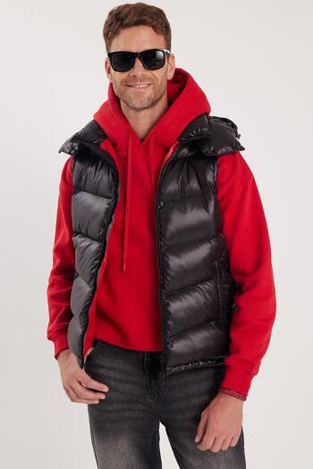 Tudors Men's Standard Fit Regular Cut Zero Sleeve Double Pocket Zippered Black Puffer Vest