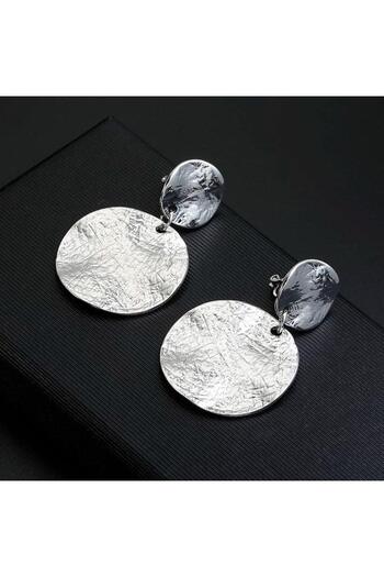 Pursehuit Silver earrings, with clips, scratched texture, Edvia C2