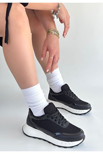 BESKAR Edva Black Leather Lace-Up Sneakers