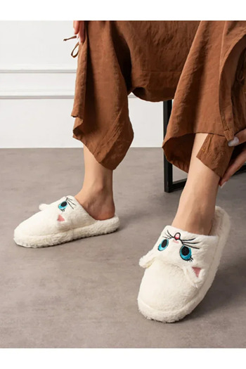 Behtah Kundura Embroidered Winter Unisex House Slippers with Cute Cat Figures, Non-Slip Sole