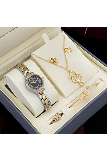 Roseline A complete women's set ideal for everyday use, occasions and gifts.