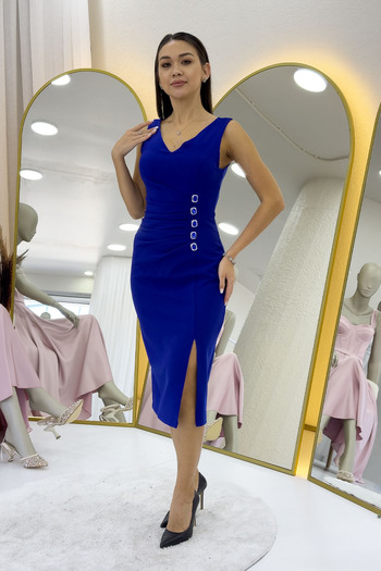 zks grup tekstil Rochie de seară Saks albastră cu decolteu în V, lungime midi, cu detalii de piatră, mărime mare