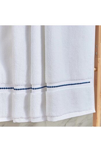 Generic Varsailles Bath Towel - 84x150 cm