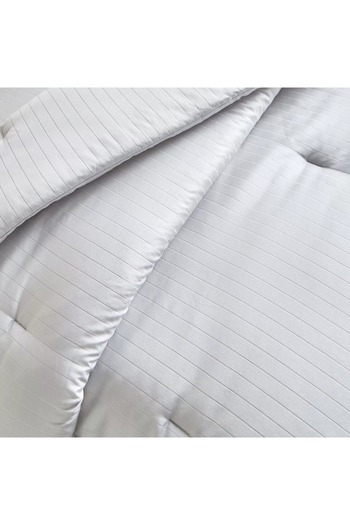 Generic Hampton Cotton Sateen Jacquard 220 Thread Count 3-Piece Queen Comforter Set - 200x240 cm