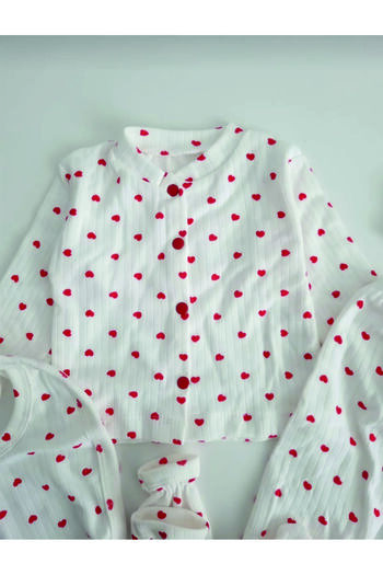 Convolantis Ribbed 5 Piece Newborn Hospital Release Red Heart Bodysuit Set