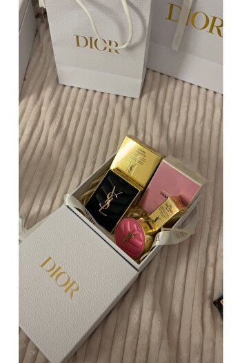 DioraLuxe مجموعه منتجات تجميل وعطور من ماركات فاخرة مثل ديور (DIOR) وإيف سان لوران (YSL) وشانيل (CHANEL).