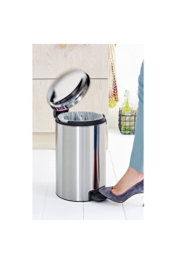 Brabantia NewIcon 649026 Pedal Bin, 12 l, Soft Closing, Anti-Slip Base, Stainless Steel/Matt
