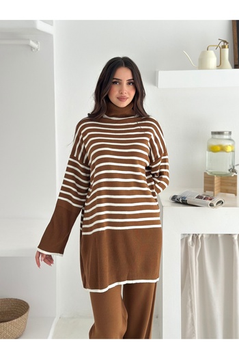 b buhari bykoc Turtleneck Striped Knitwear Set