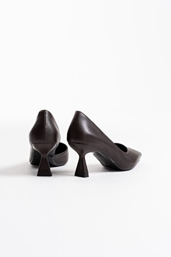 EMOYRA Seraphine Women's Bitter Brown Heeled Shoes