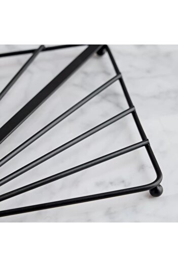 Generic Gradient Iron Trivet