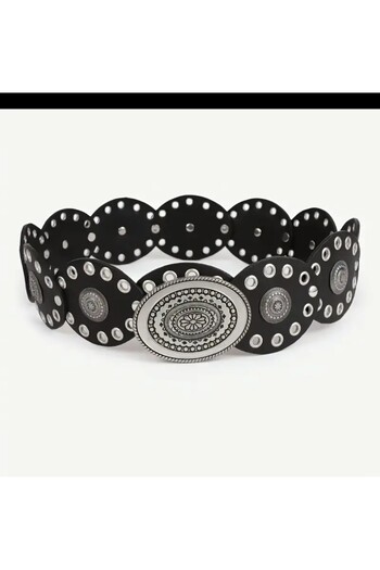 Enanice Suini Leather Belt with Oval Rivet Buckle and Snap Closure